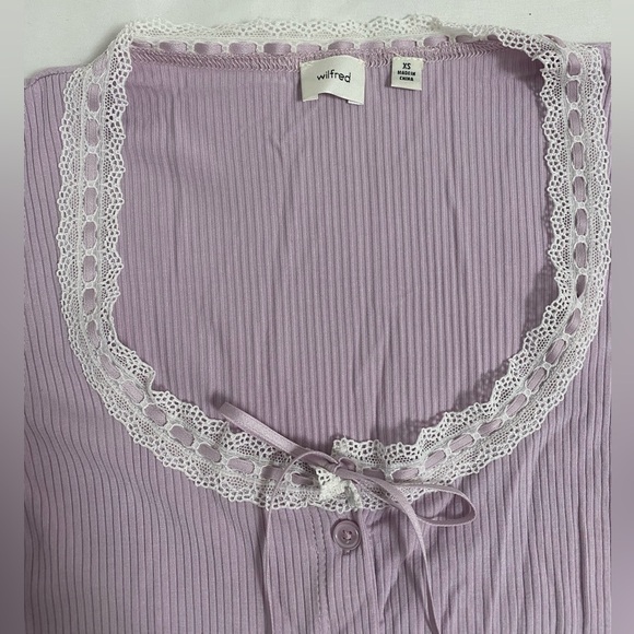 Aritzia Wilfred Booklet Longsleeve Top in Cloudy Lilac XS - Picture 2 of 6
